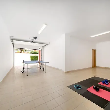 Ofelia 46 By Destination Algarve