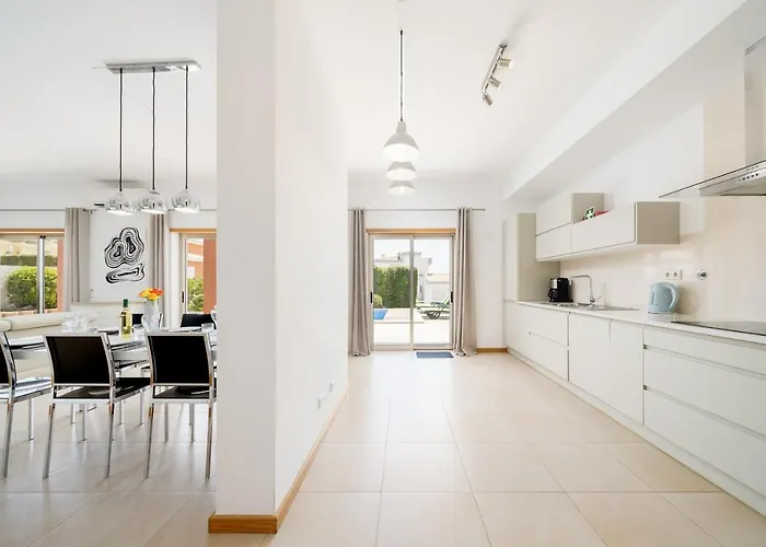 Villa Ofelia 46 By Destination Algarve Lagos